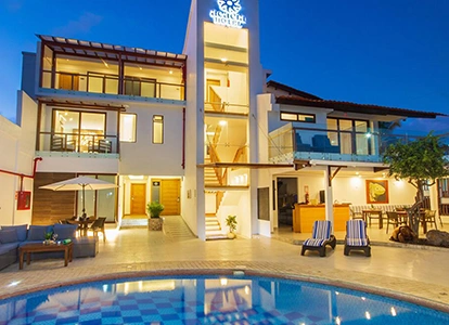 Acacia hotel.